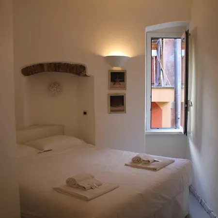 Portofino's Cozy Terrace Daire *