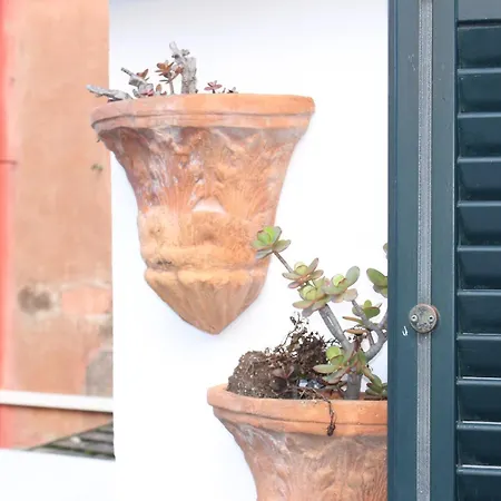 Portofino's Cozy Terrace Daire *