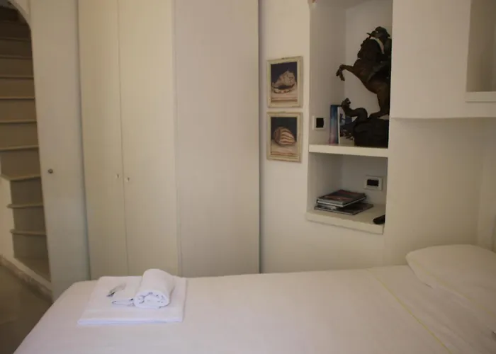 Portofino's Cozy Terrace شقة بورتوفينو