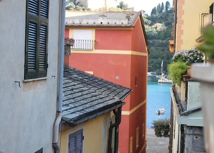 Portofino's Cozy Terrace بورتوفينو