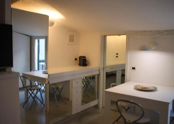 Portofino's Cozy Terrace شقة بورتوفينو