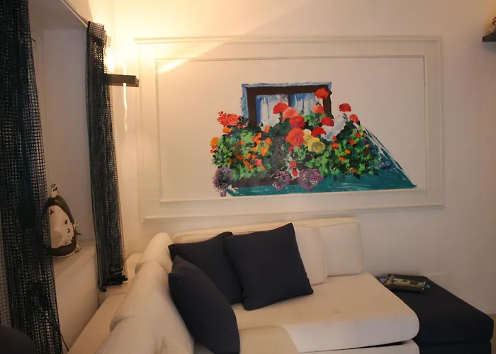 Portofino's Cozy Terrace شقة *