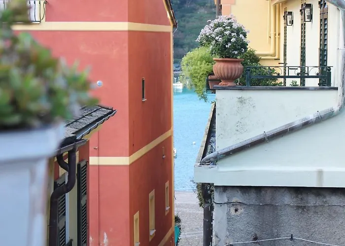 Portofino's Cozy Terrace *